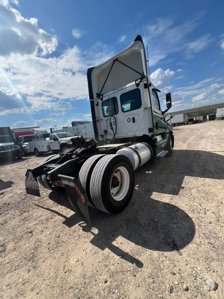 2019 Freightliner CASCADIA