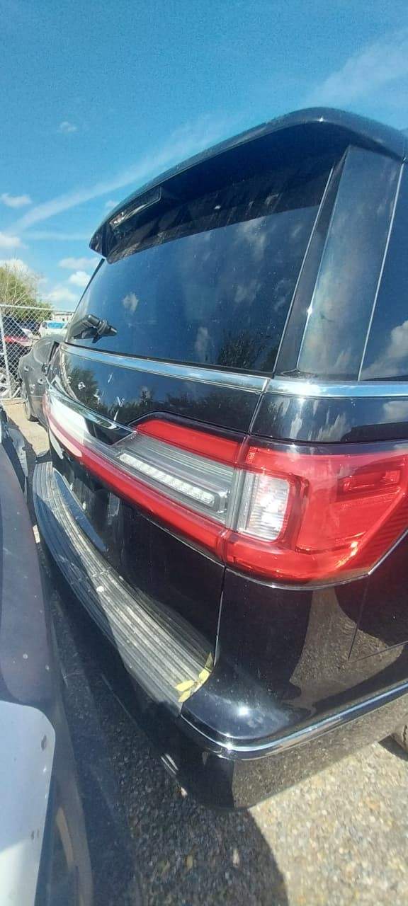 2019 Lincoln Navigator L RESERVE