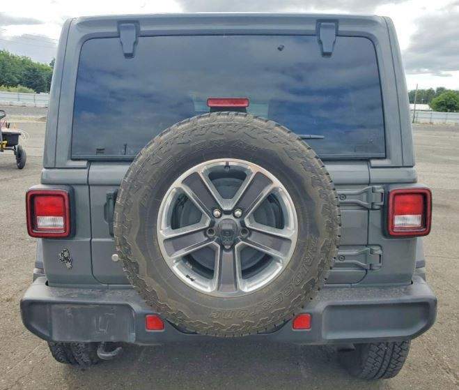 2020 Jeep Wrangler Sahara
