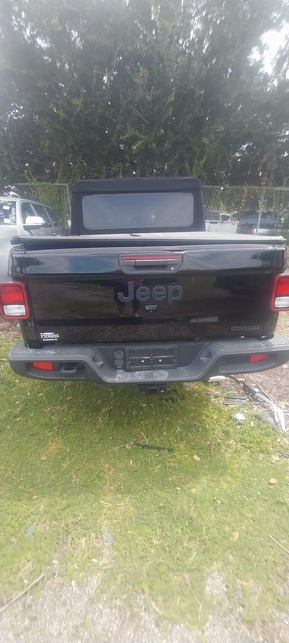 2020 Jeep Gladiator Sport