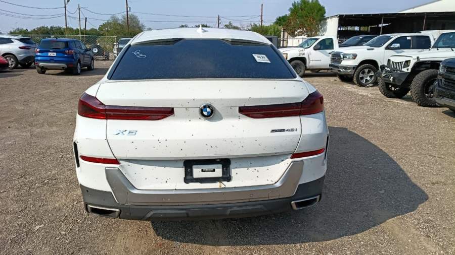 2021 BMW X6