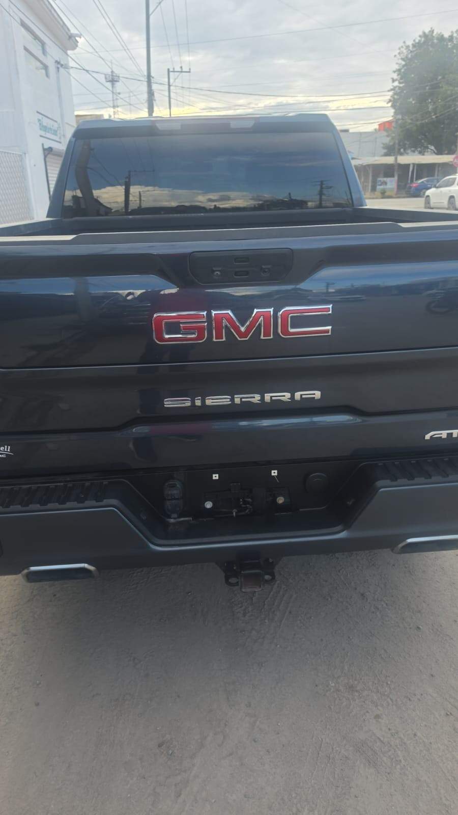 2021 GMC Sierra 1500 AT4