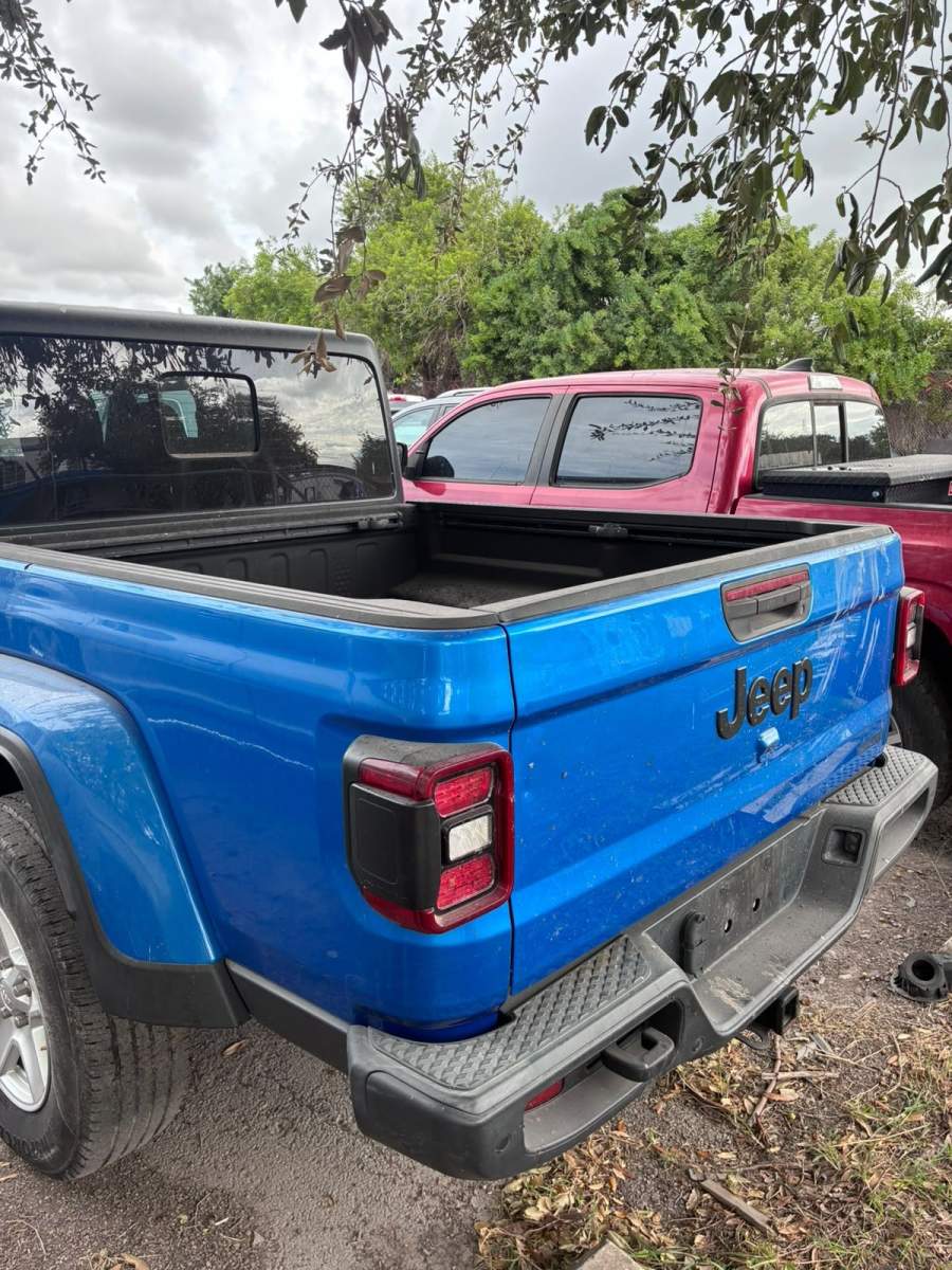 2021 Jeep Gladiator