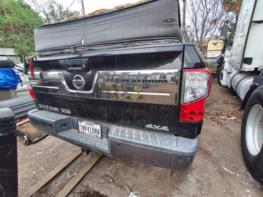 2016 Nissan Titan