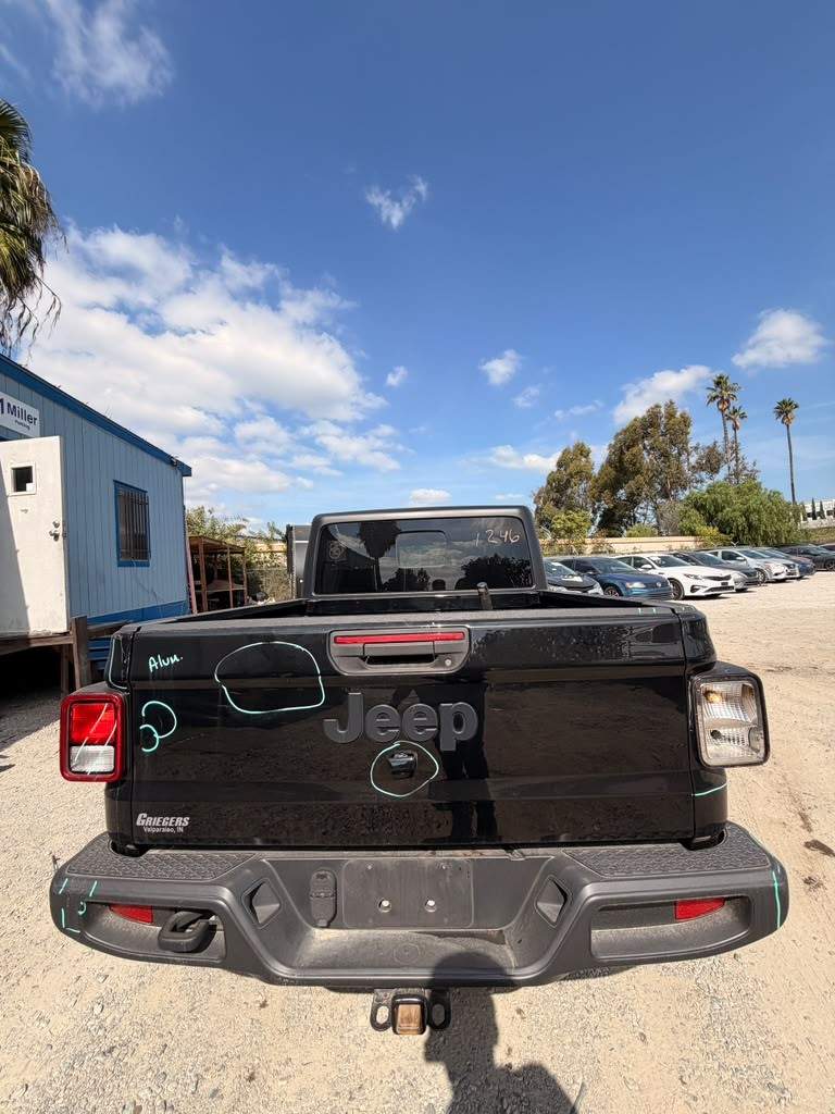 2022 Jeep GLADIATOR ALTITUDE / SPORT  / SPORT S