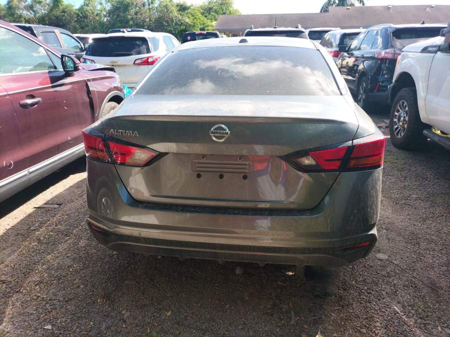 2020 Nissan Altima