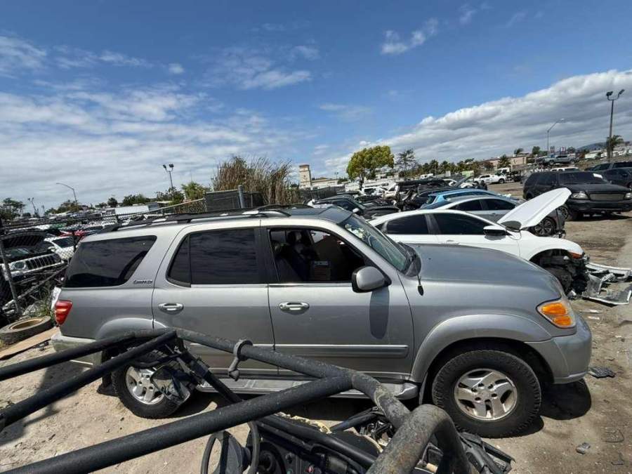 2002 Toyota Sequoia
