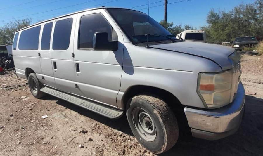 2010 Ford E-350 Super Duty