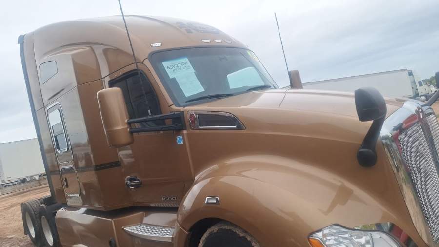 2022 Kenworth T680