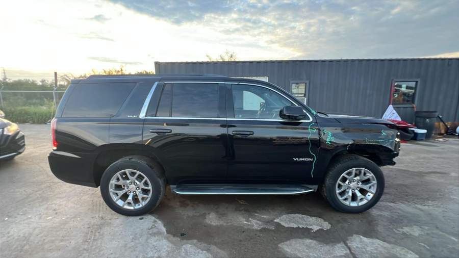 2015 GMC YUKON SLE 2WD