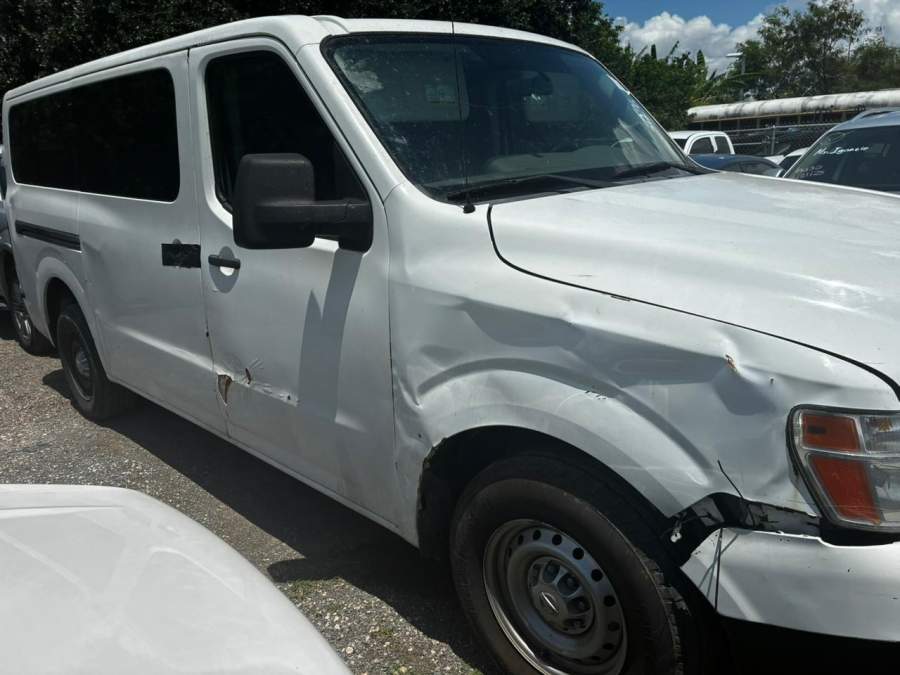 2016 Nissan NV3500