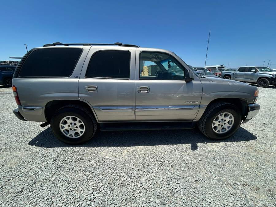 2001 GMC Yukon SLE