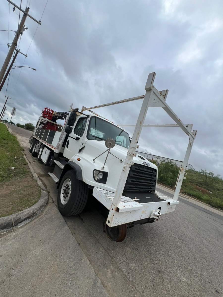 2016 Freightliner 114SD