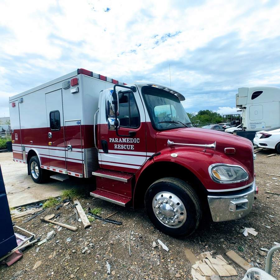 2019 Freightliner M2