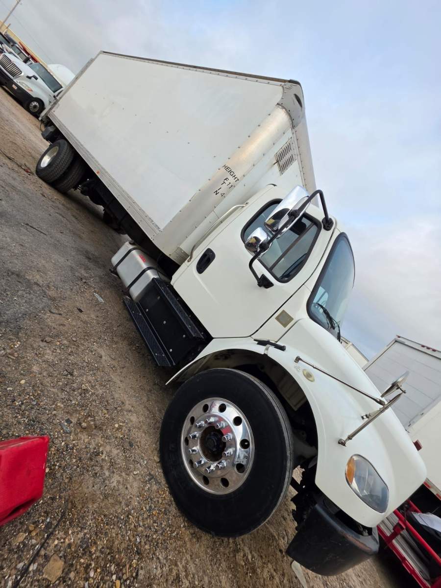 2019 Freightliner M2