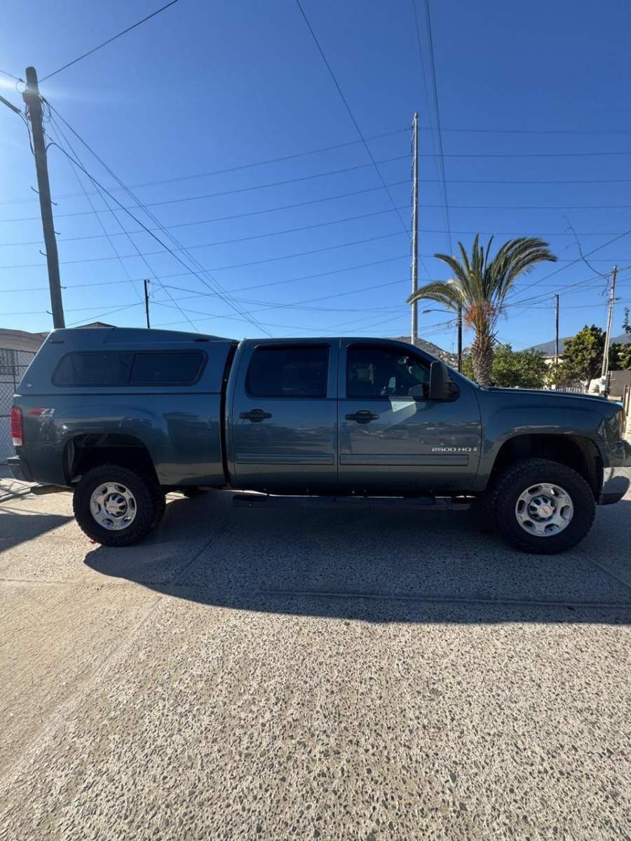2009 GMC Sierra HD SLE