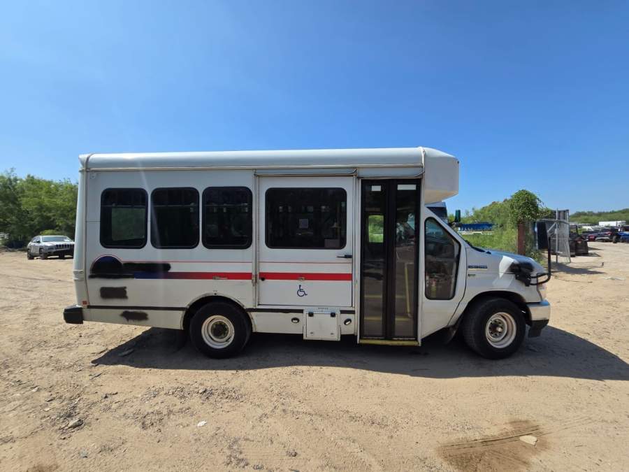 2019 Ford E-350 Super Duty