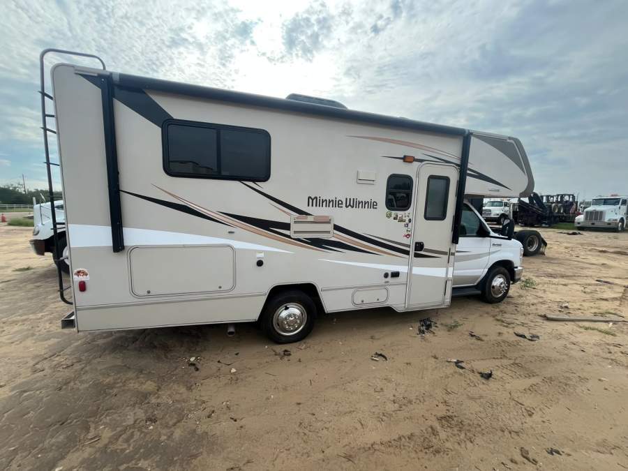 2017 Ford E-450 super duty