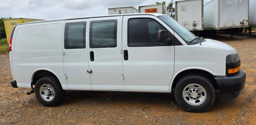 2020 Chevrolet Express 2500