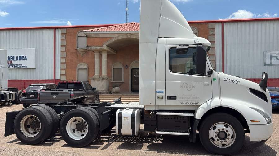 2019 Volvo Truck VNR
