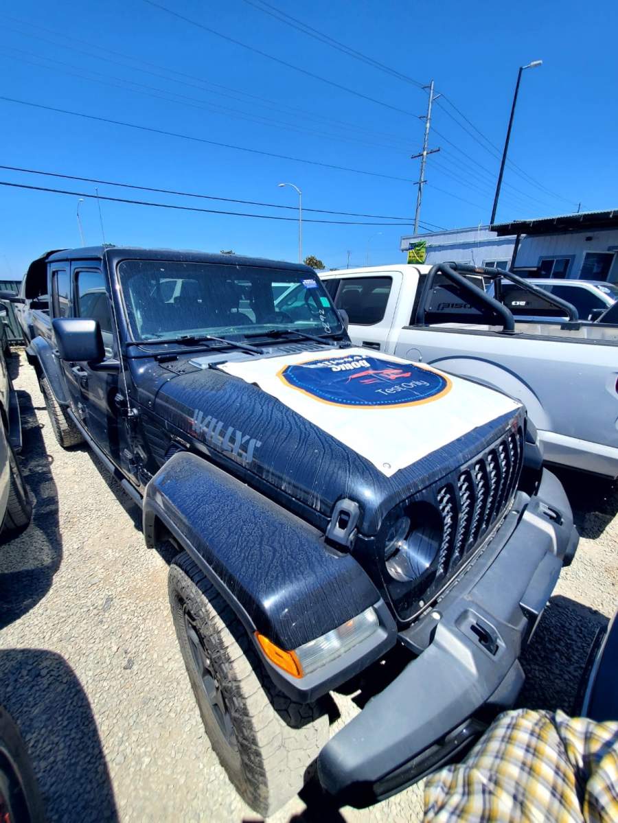 2021 Jeep Gladiator Willys
