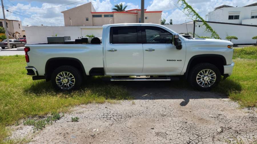2020 Chevrolet Silverado 3500HD High Country