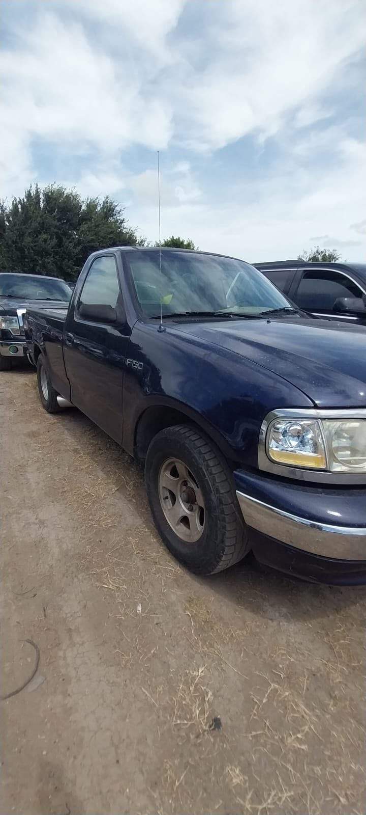 1999 Ford F-150 XL