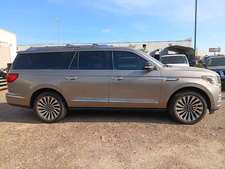 2019 Lincoln Navigator L