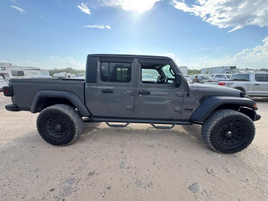 2020 Jeep Gladiator
