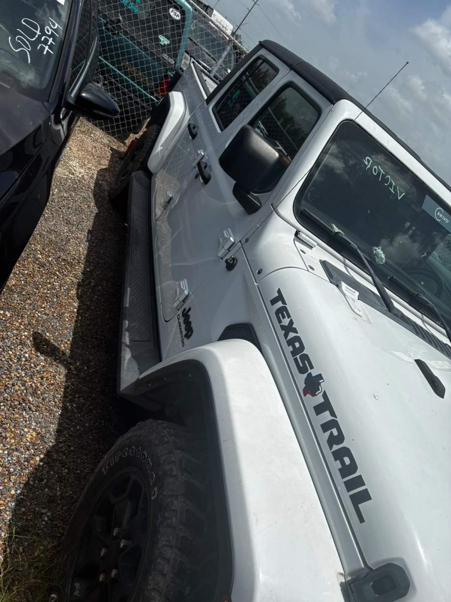 2021 Jeep Gladiator