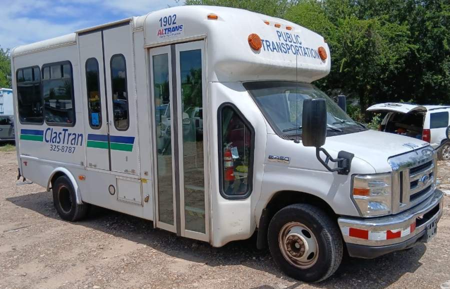 2019 Ford E-450