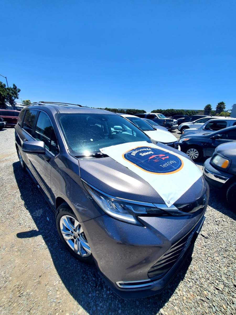 2021 Toyota Sienna LIMITED