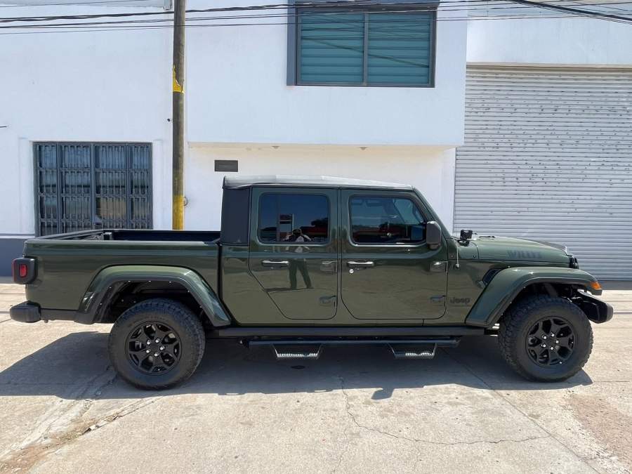 2021 Jeep Gladiator