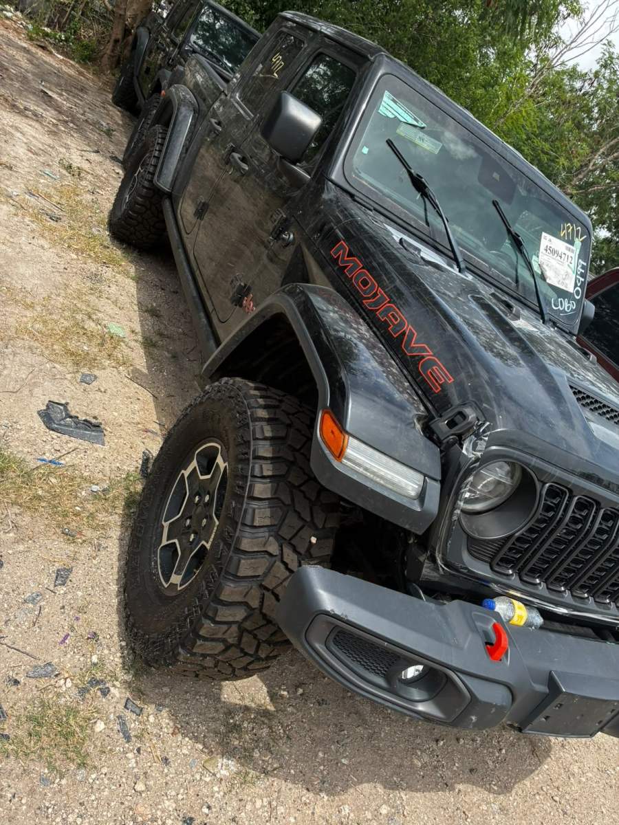 2021 Jeep Gladiator Mojave