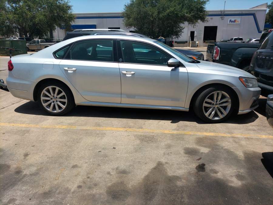 2019 Volkswagen Passat Wolfsburg