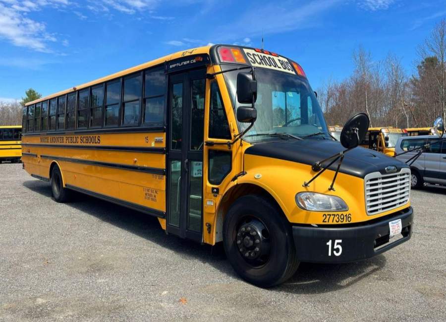 2016 Freightliner B2 BUS CHASSIS