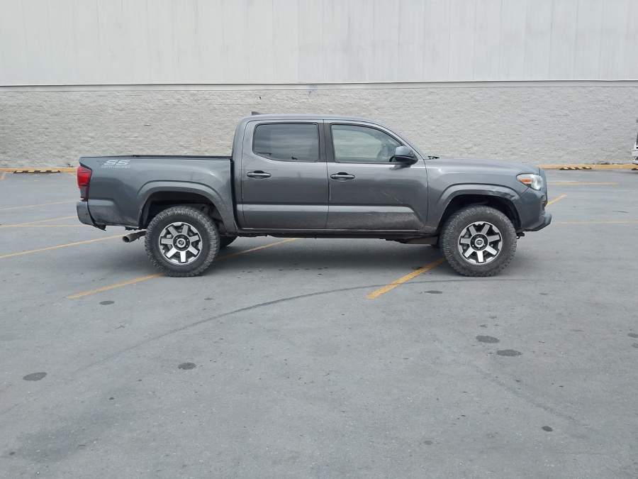 2019 Toyota Tacoma SR