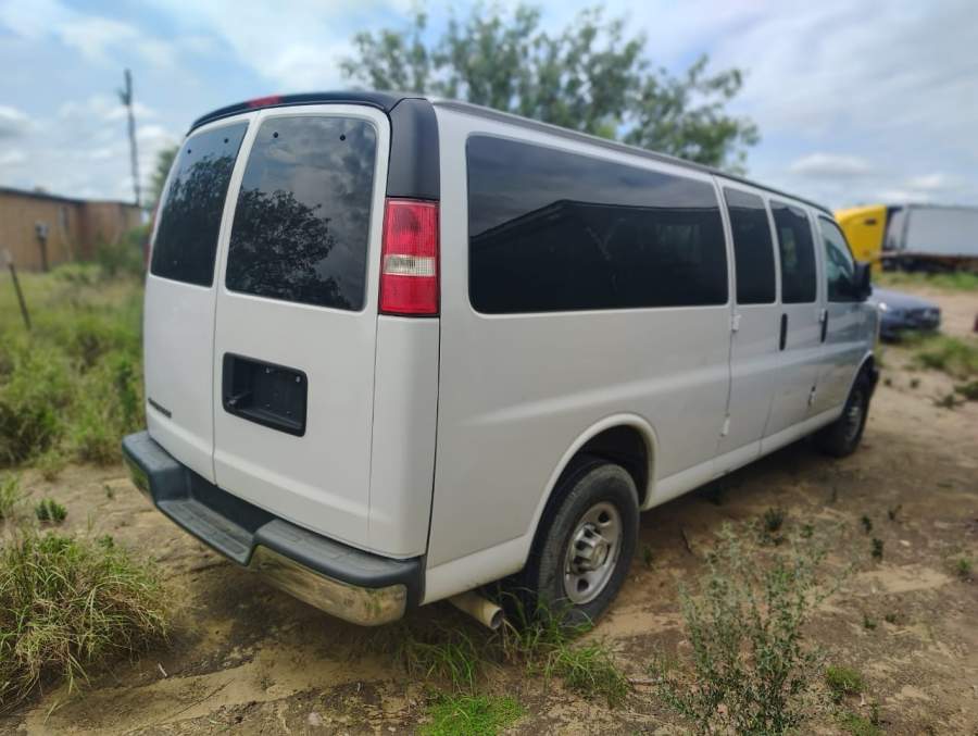 2020 Chevrolet Express 3500 LS