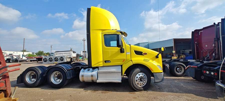 2016 Peterbilt 337
