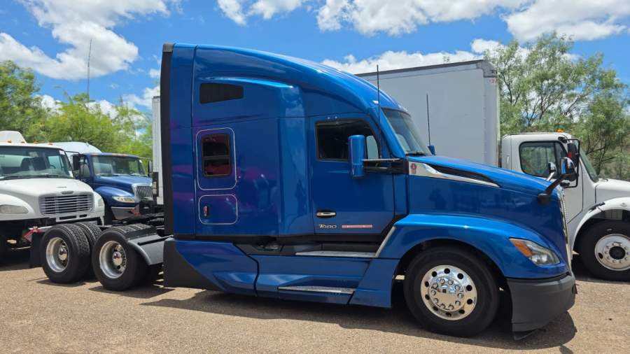 2022 Kenworth T680