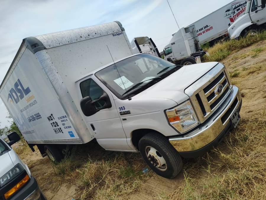 2019 Ford E-350