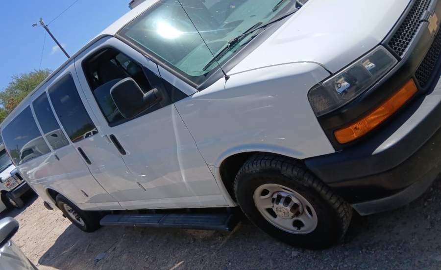 2020 Chevrolet Express 3500 LS