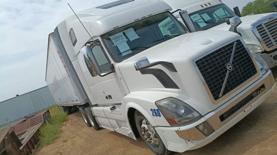 2016 Volvo Truck VNL