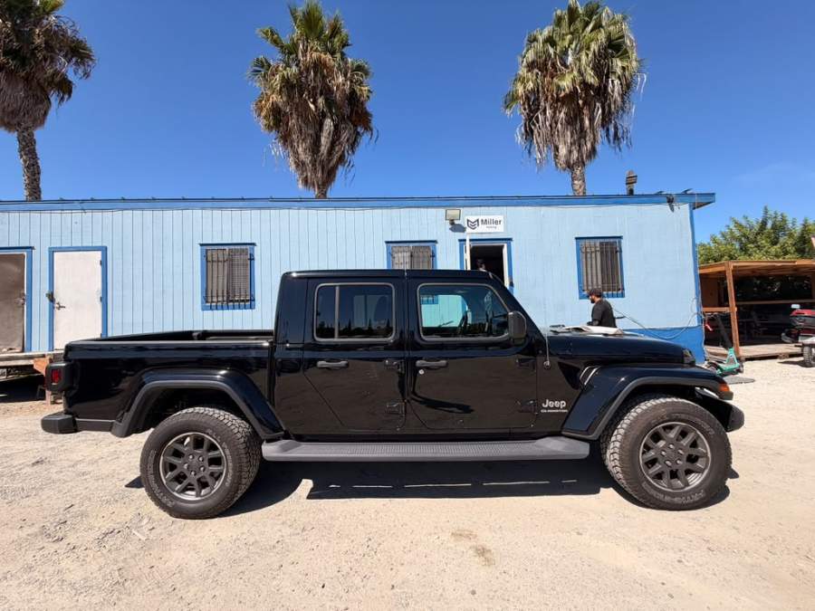 2020 Jeep Gladiator Overland