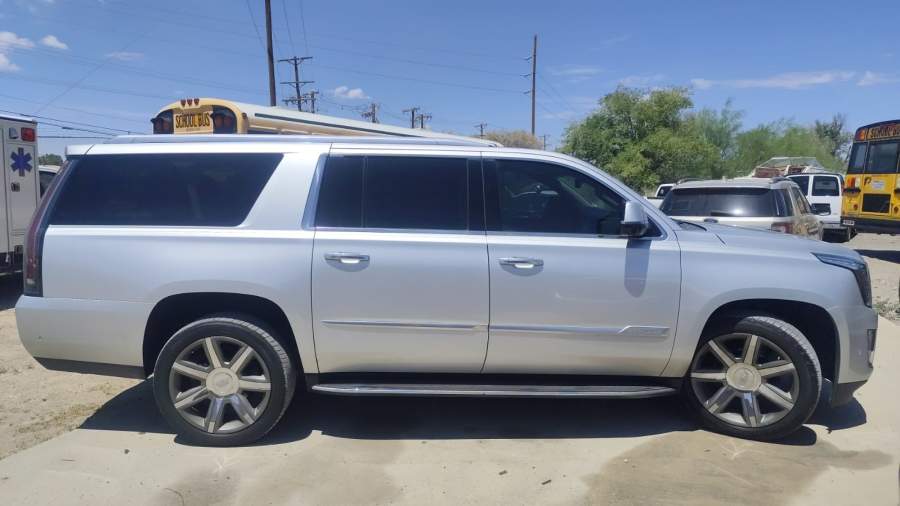 2020 Cadillac Escalade ESV