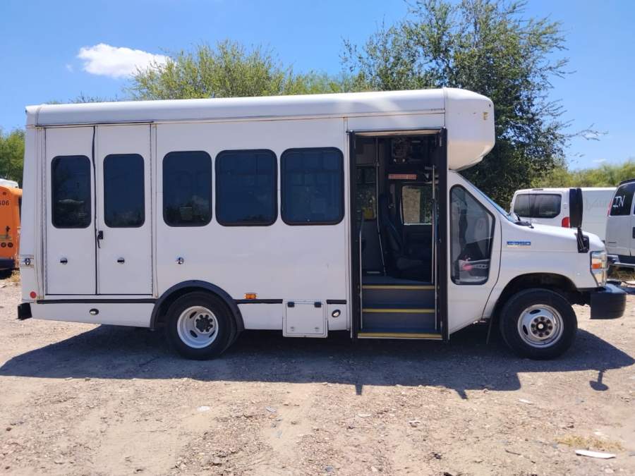 2019 Ford E-350 Super Duty