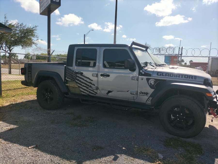 2020 Jeep Gladiator Sport
