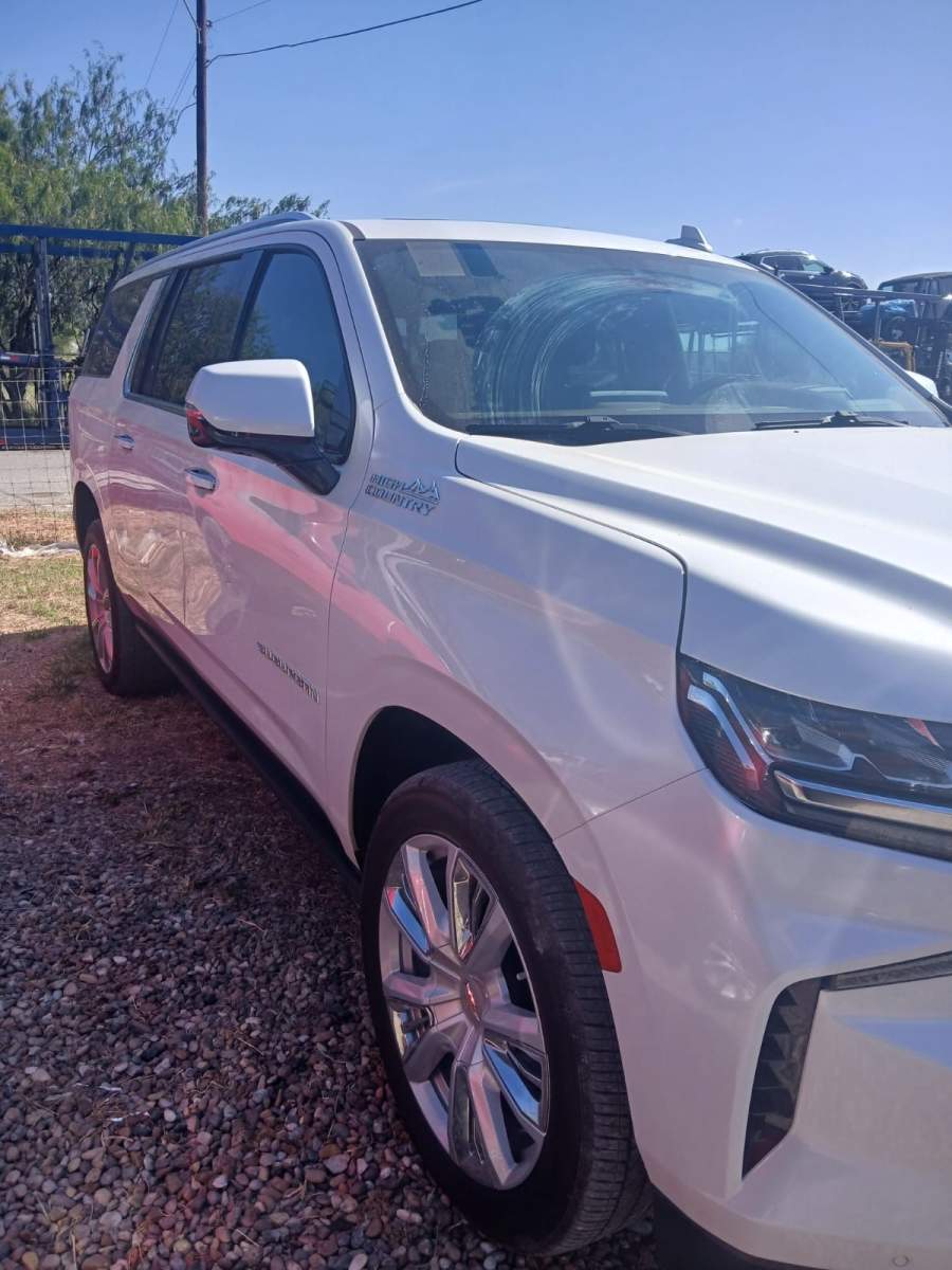2021 Chevrolet Suburban High Country