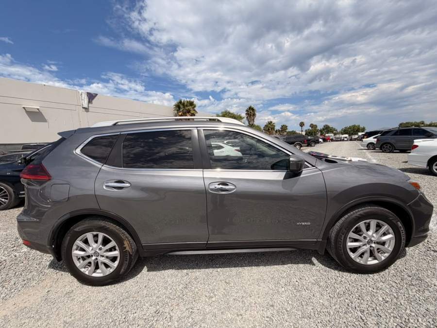 2018 Nissan Rogue hybrid sl