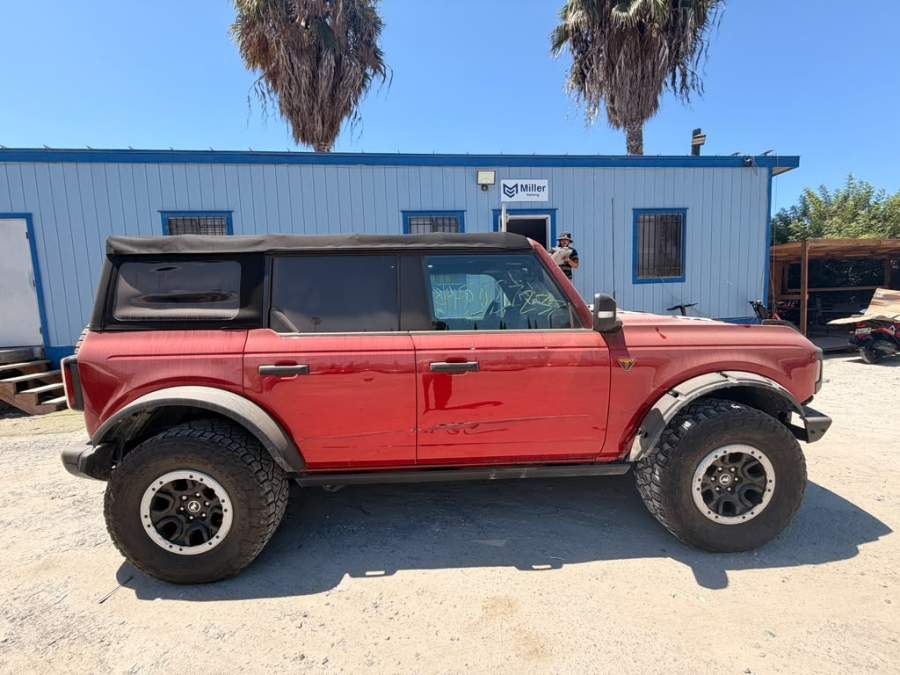 2021 Ford Bronco badlands advanced